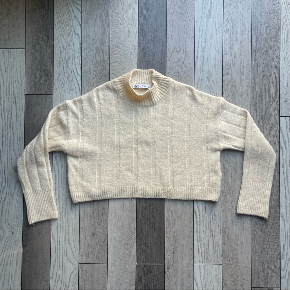 Zara Beige Ribbed Knit Top - Picture 3 of 7